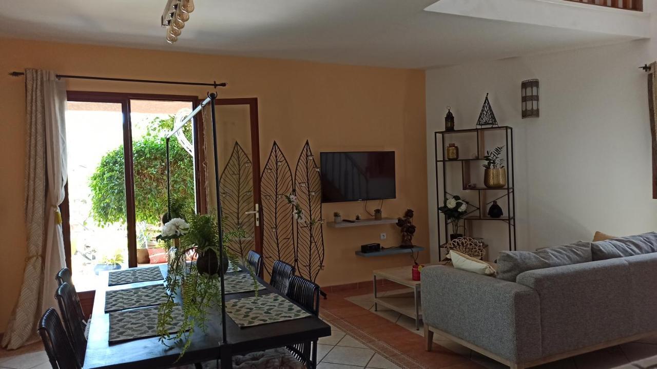 Villa Sea View سان لوي المظهر الخارجي الصورة